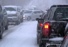 В Ростове утренние пробки не превысили четырех баллов несмотря на снег Пробка зимой //Фото с сайта zr.ru