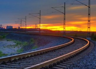 В Крыму задерживаются поезда из-за ЧП в Феодосии