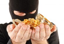 В Волгодонске задержали мужчину, совершившего десять краж на сумму 1,4 млн рублей