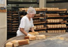 Из магазинов Ростовской области изъяли 226 кг хлебобулочных изделий из-за нарушений