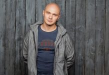 Депутат Госдумы требует проверить новый альбом Влади на экстремизм