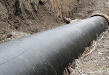 В Новочеркасске после жалоб жителей начали восстанавливать канализационную напорную станцию