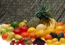 Россия вводит запрет на импорт экзотических фруктов через Белоруссию