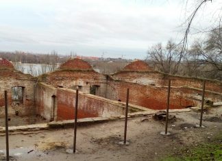 Власти займутся спасением Парамоновских складов на набережной в Ростове Парамоновские склады //Фото: Виктория Некрасова