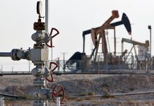 Россия в феврале на 34% сократит экспорт нефти из европейских портов