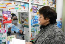 Чаще всего коронавирусом можно заразиться в лифтах и аптеках