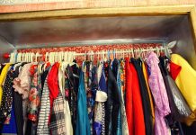 В Ростовской области выросли продажи верхней одежды и телефонов