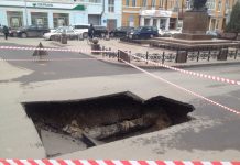 Власти Ростовской области призывают подрядчиков ускорить ремонт дорог