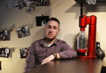 «Кризис — хорошее время для нового бизнеса»: Дмитрий Савельев — о первой в Ростове тайм-кофейне