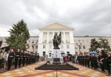 В Ростове открыли памятник Алексею Бересту