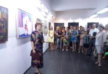 В музее на Дмитровской в Ростове открылась энергетическая выставка Директор МСИИД Марина Приходько на открытии выставки // Фото: "Городской репортер"