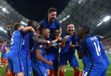 На Евро-2016 определилась вторая команда финалистов Футбол // Фото: EPA/PETER POWELL