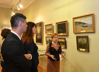 Сбербанк запустил проект «Искусство сохранять» и сделал вход в ростовский музей бесплатным Экспозиция в музее // Фото: «Городской репортер»