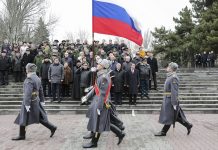 В Ростове запланирована программа мероприятий к 14 февраля Парад в честь 75-летия освобождения Ростова // Фото: пресс-служба Губернатора Ростовской области