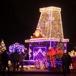 Ростов украсили к Новому году // Фото: Полина Сидоркова, «Городской репортер»