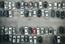 В Ростове появятся перехватывающие парковки и новые транспортные узлы Парковка //Фото: Денис Демков