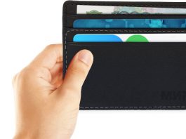 В Азове задержали дропперов и их 24-летнего скупщика банковских карт Кардхолдер //Фото с официального сайта карты Мир