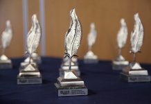 Стартует новый сезон национального конкурса в области СМИ «Искра Юга» им. В.В. Смирнова Статуэтка лауреатам премии "Искра юга" // фото предоставлено организаторами премии