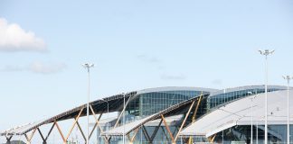 В Кремле презентовали главные объекты Ростовской области к ЧМ-2018 Строительство аэропорта Платов // Фото: пресс-служба губернатора РО