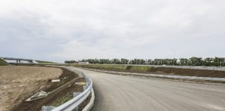 Федеральные трассы в Ростовской области подготовили к ЧМ-2018 Автодорога к аэропорту Платов // Фото: пресс-служба губернатора Ростовской области