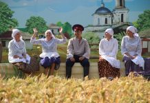 На поддержку казачества в Ростовской области было направлено более 1,4 млрд рублей Донские казаки //Фото: new.reina-tour.ru