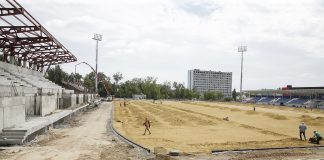 В Таганроге тренировочную площадку к ЧМ-2018 сдадут досрочно Реконструкция стадиона //фото пресс-службы губернатора Ростовской области