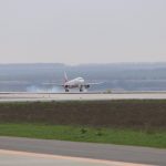 Лайнер Airbus a320 в аэропорту Платов //Фото: Эрик Романенко