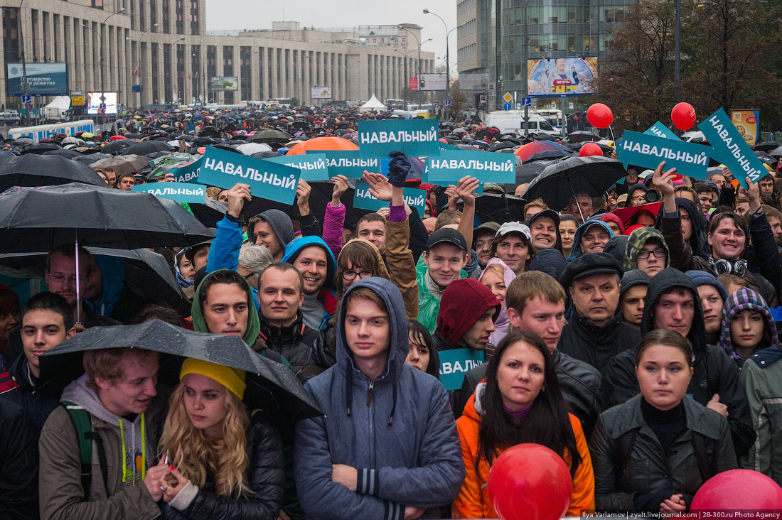 Предвыборный митинг. Навальный на митинге фото. Митинг за Навального. Молодежь на митингах Навального. Протесты Навального.