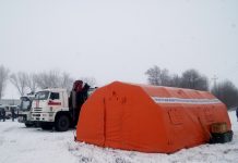 На дорогах Ростовской области развернули мобильные пункты обогрева Лагерь спасателей //Фото: Ростовская областная поисково-спасательная служба