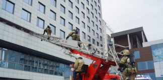 В Ростове пожарные провели учения в рамках подготовки к ЧМ-2018 Тушение пожара в Ростове //Фото: ГУ МЧС РФ по РО