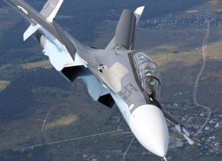Власти Ростова объяснили звуки взрывов в городе истребитель Су-30 //фото с сайта irkut.com