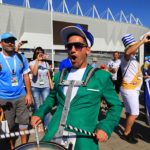 Болельщики сборных Уругвая и Саудовской Аравии на площади перед стадионом «Ростов-Арена» //Фото: Денис Демков