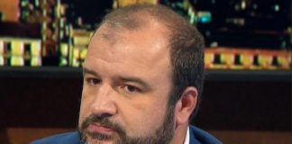 В Ростове таксист запер в машине журналиста CNN и требовал заплатить в пять раз больше положенного