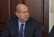 Президент ФК «Ростов» Арташес Арутюнянц ушел в отставку Арташес Арутюнянц //Фото с сайта fc-rostov.ru