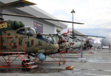 Обновленный ударный вертолет Ми-28НЭ впервые показали публике Ударный вертолет Ми-28НЭ «Ночной охотник» на статической экспозиции форума «Армия — 2018» //Фото: Евгений Баранов