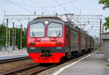 На левом берегу Ростова может появиться новая ж/д ветка Электропоезд ЭД9М //Фото Railgallery / Копылов Н.О.