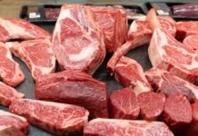 ФАС проверит цены на продукцию «ТАВРа» и «Дамате» Мясо //Фото: The Village