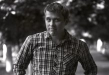 «Если день проходит без кадров, то для меня его не было», — фотограф Денис Демков Денис Демков //Фото: Дмитрий Мельников