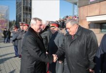 В Ростове-на-Дону более тысячи человек приняли участие в торжественном марше ко Дню полиции Губернатор поздравил донских полицейских с профессиональным праздником //Фото: сайт правительства Ростовской области
