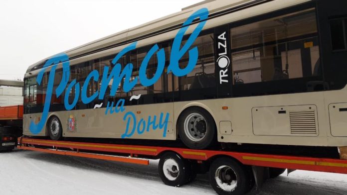 В Ростов на испытания доставили новый троллейбус //Фото: 
