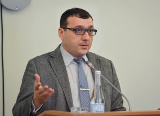 Замминистр транспорта Ростовской области Христофор Ермашов ушёл в отставку Христофор Ермашов //фото с сайта "Ростовский городской транспорт"