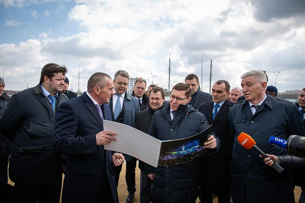На объекте ГК «ЮгСтройИнвест» в Ставрополе побывал министр строительства России