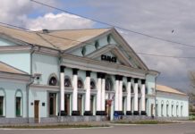 Здание железнодорожного вокзала снесли в Сальске