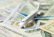 В Платове задержали пассажирку с крупной суммой незадекларированных денег