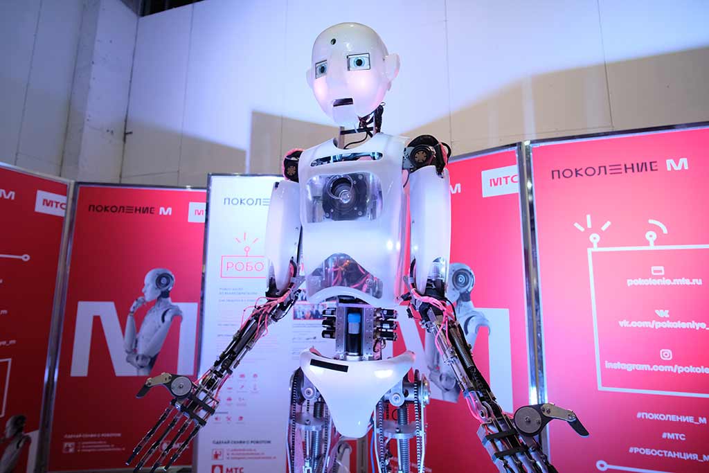 Робот-актер Теспиан //Фото предоставлено пресс-службой проекта «Поколение М»