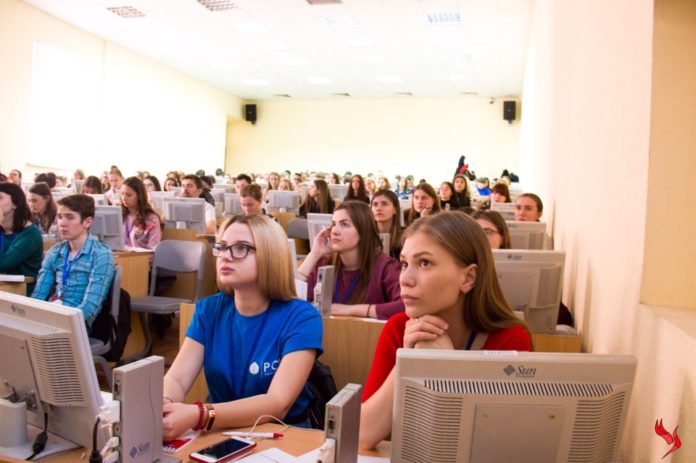 Студенты//Фото: пресс-служба Донского союза молодежи