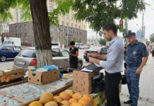 В Ленинском районе Ростова-на-Дону устраняют несанкционированную торговлю