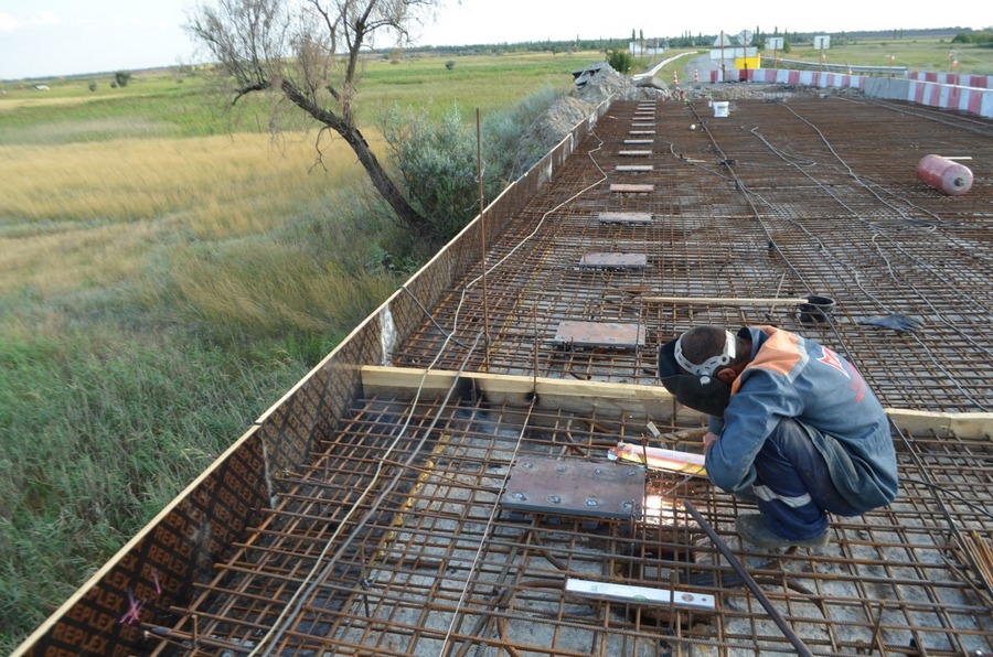 В Ростовской области капитально отремонтируют мост на дороге Азов — Ейск