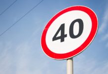 До конца года на улице Раздорской запретят остановку транспорта