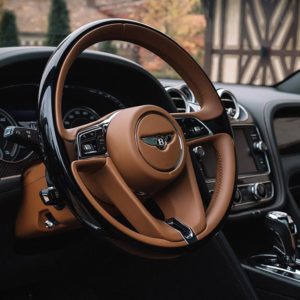 Bentley отметила 100-летие элегантным тест-драйвом по Ростовом //Фото: Ключавто
